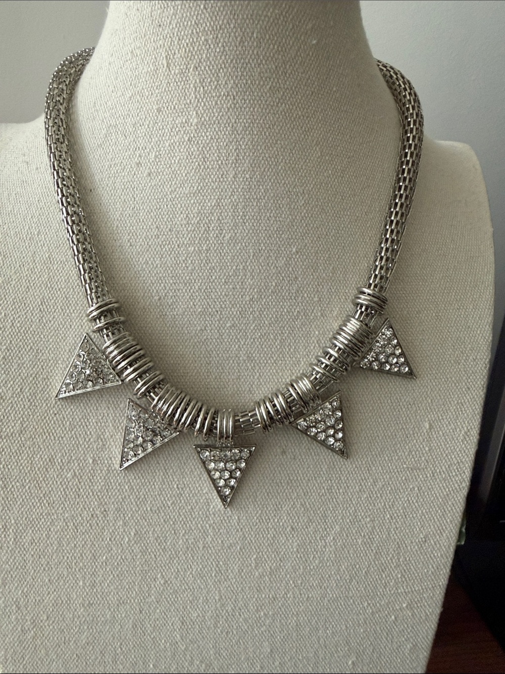 NWT Cookie Lee Silver Tone Mesh Necklace with  Crystal Triangles.